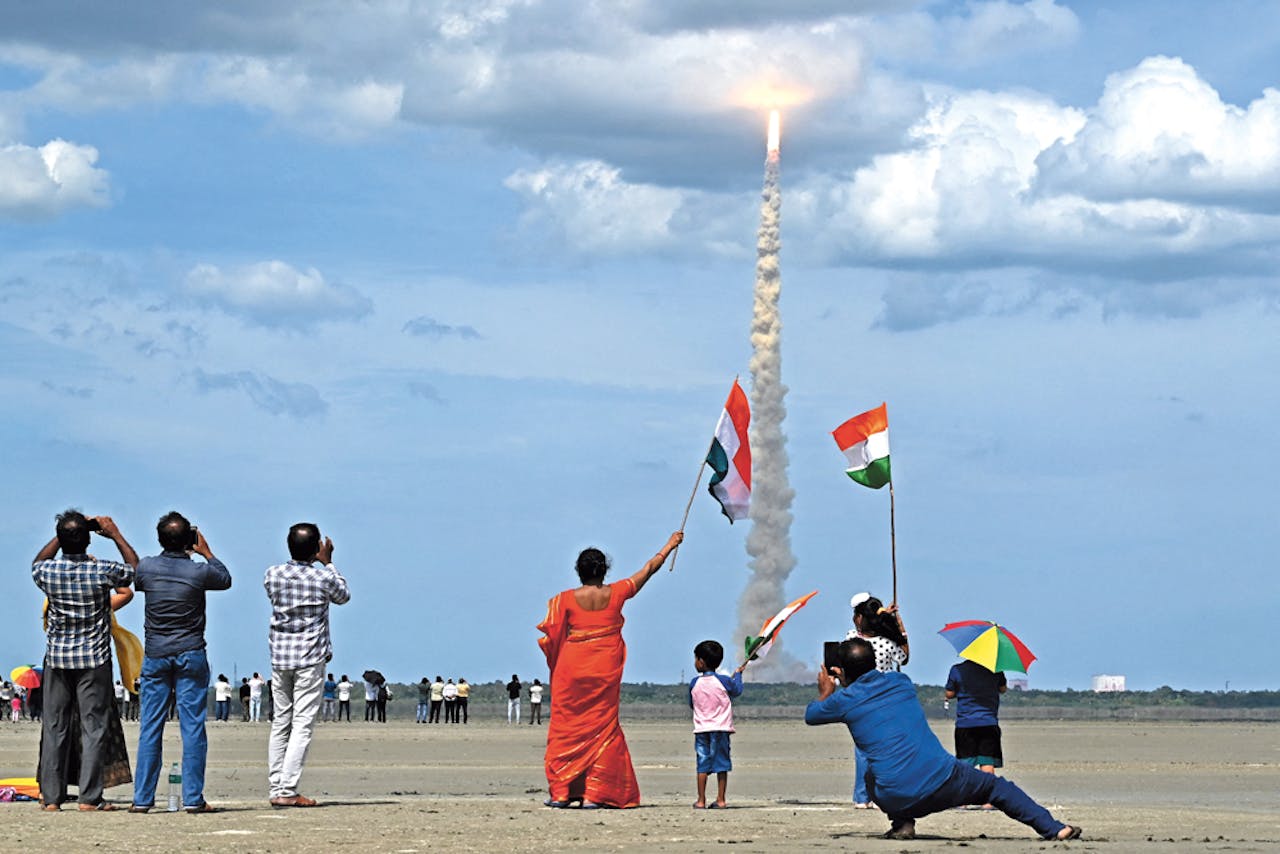 Lancering van de Chandrayaan-3, die zal leiden tot India’s eerste succesvolle maanlanding.