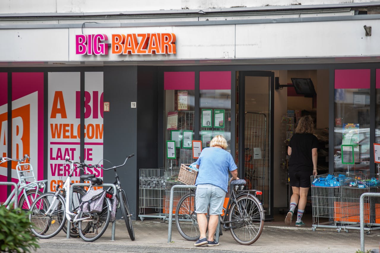 Groningen - Een filiaal van Big Bazar in Groningen.