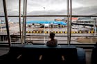 Krimp Schiphol kost KLM komende zomer 5700 start- en landingsrechten