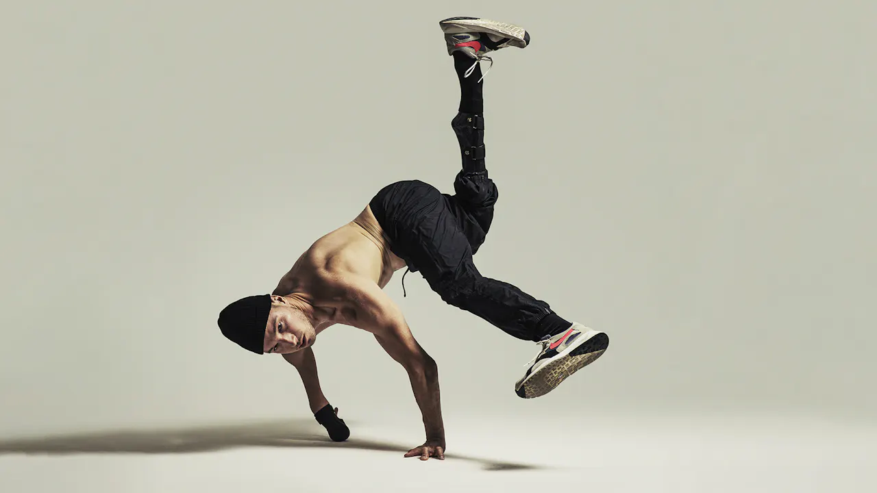 Redo Breakdancer Breakdancer Redo: ‘Ik wil ook op mijn hoofd staan’
