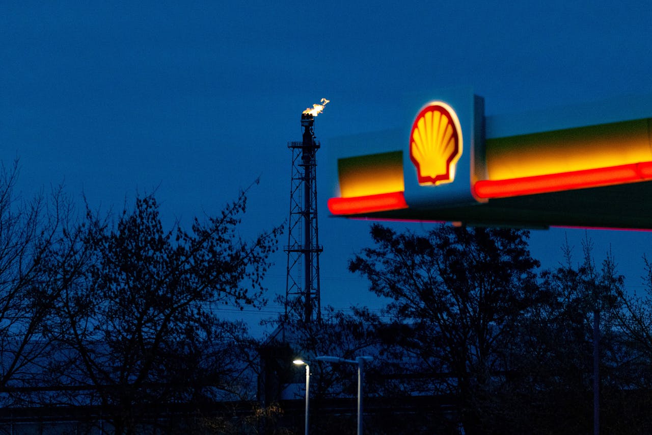 Shell heeft gezegd dat het tankstations zal moeten verkopen als het de zaak ook in hoger beroep verliest.