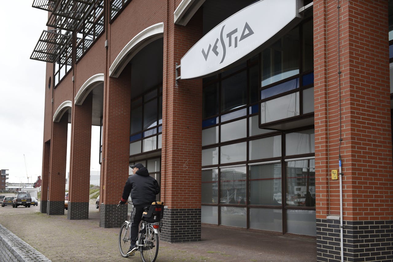 Een vestiging van Vestia in Den Haag voordat de woningcorporatie in drieën werd gesplitst.