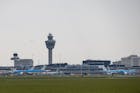 Kabinetsplan: minder nachtvluchten en lawaaiige vliegtuigen op Schiphol