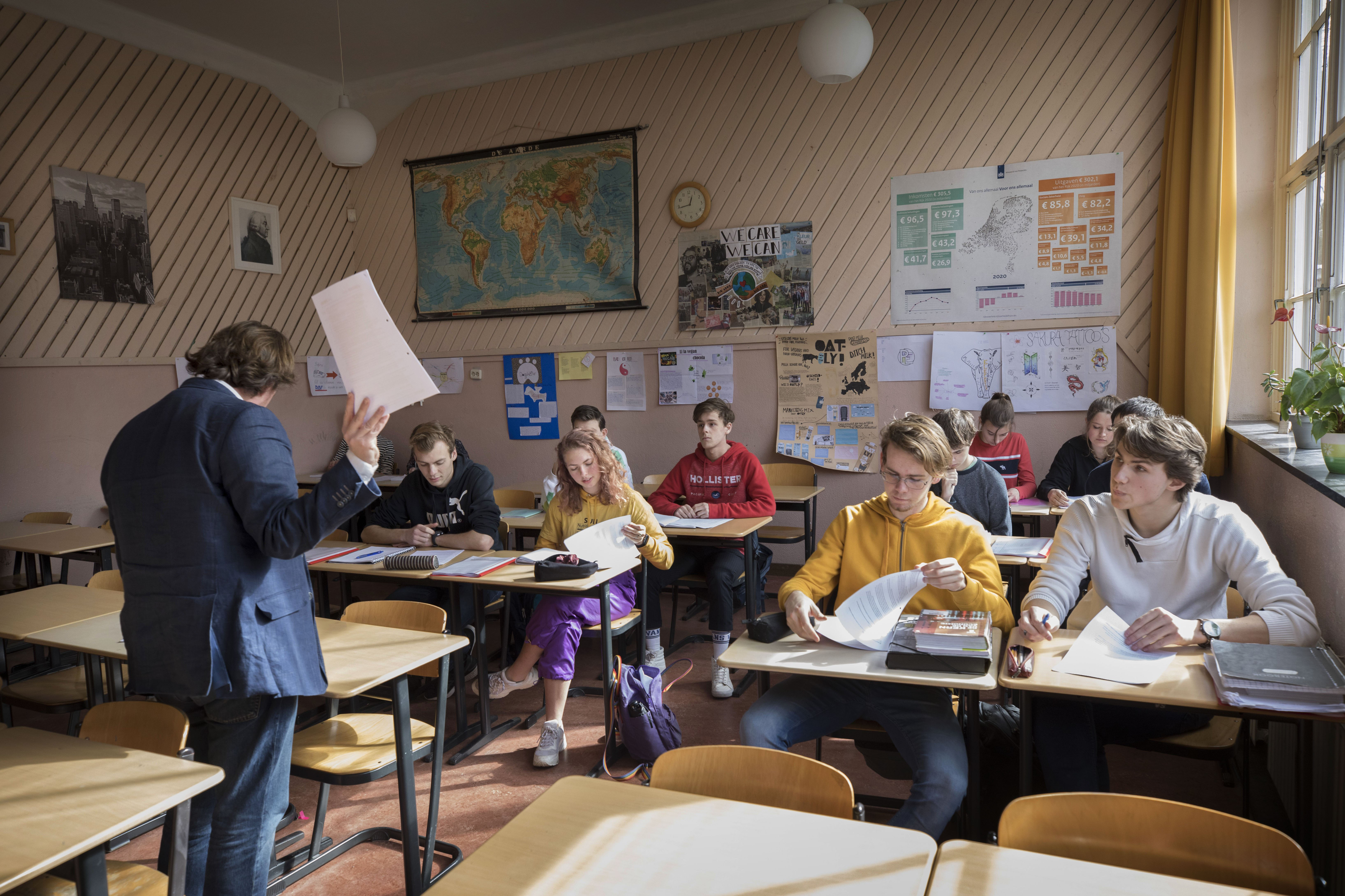 Iedereen heeft de mond vol van het lerarentekort – maar het probleem