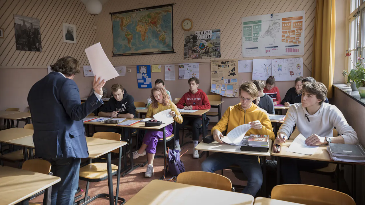 Iedereen heeft de mond vol van het lerarentekort – maar het probleem