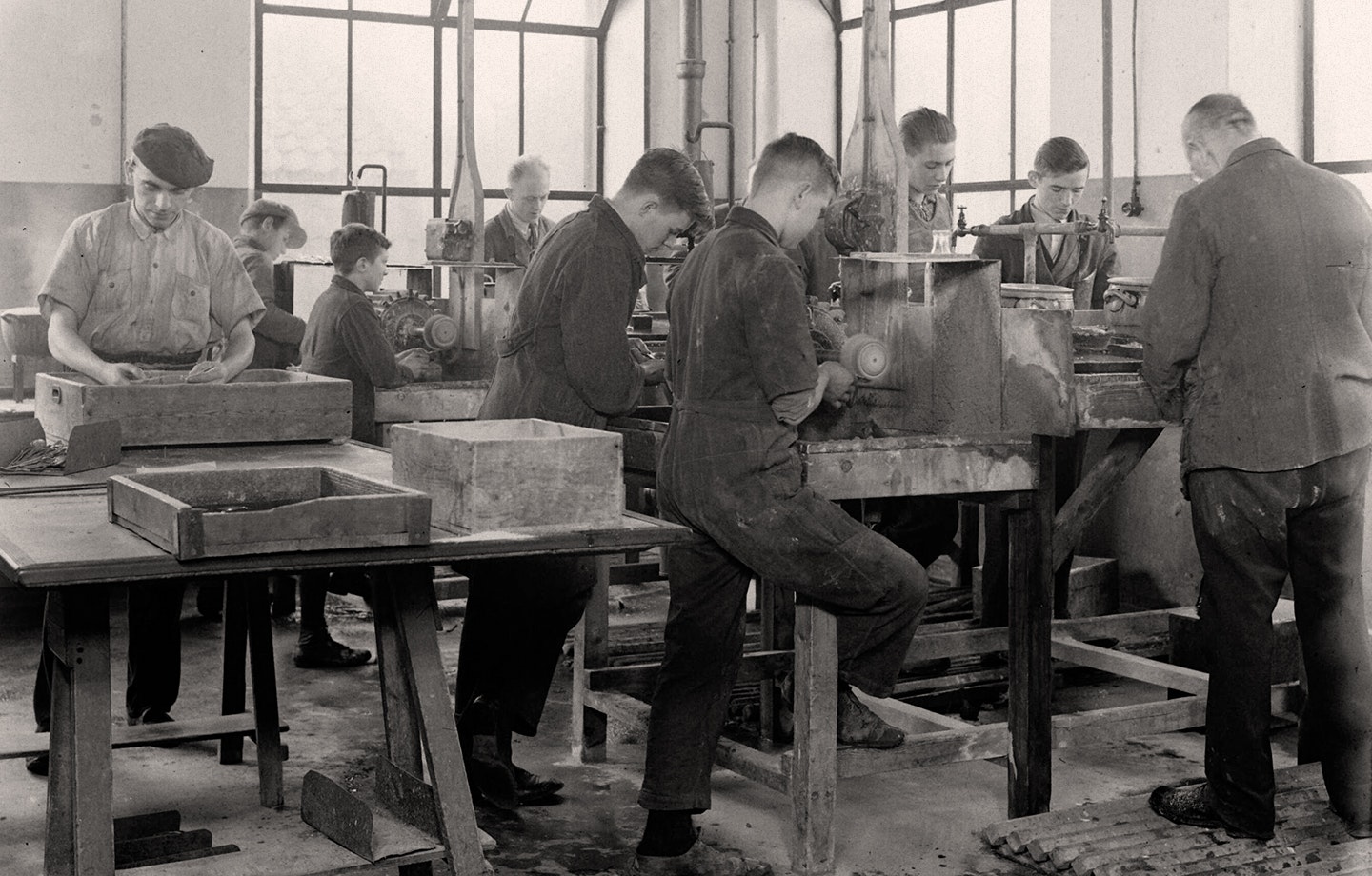 In de eerste helft van de twintigste eeuw werden vele kleine fabrieken opgezet, waaronder de zilverfabriek fa. Gerritsen & Van Kempen in Zeist.
