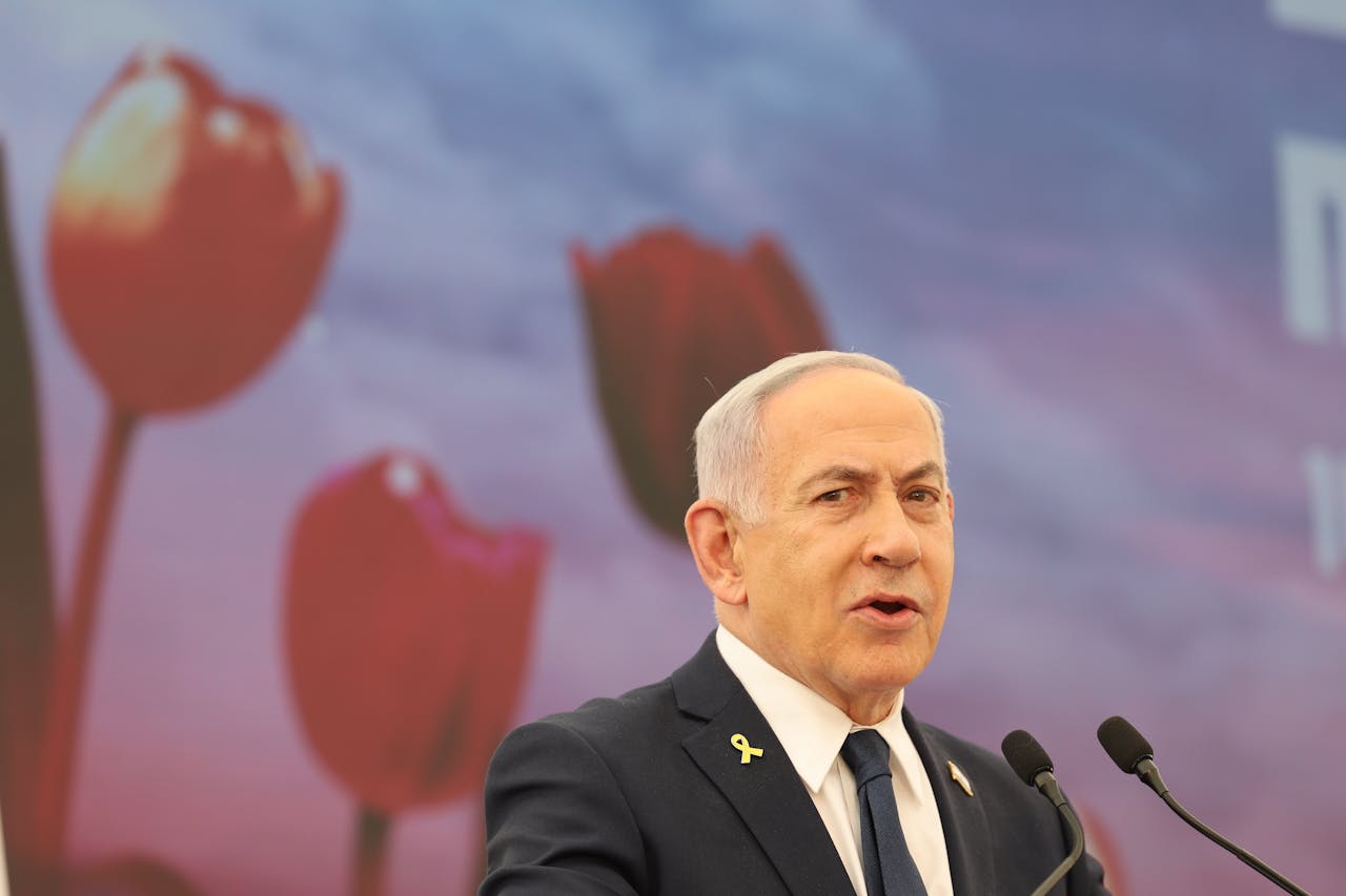 Netanyahu zei vorige week in een toespraak dat het terughalen van de gijzelaars weliswaar een ‘zeer belangrijk oorlogsdoel’ is, maar dat het ‘uiteindelijke doel de overwinning op onze vijanden’ is.