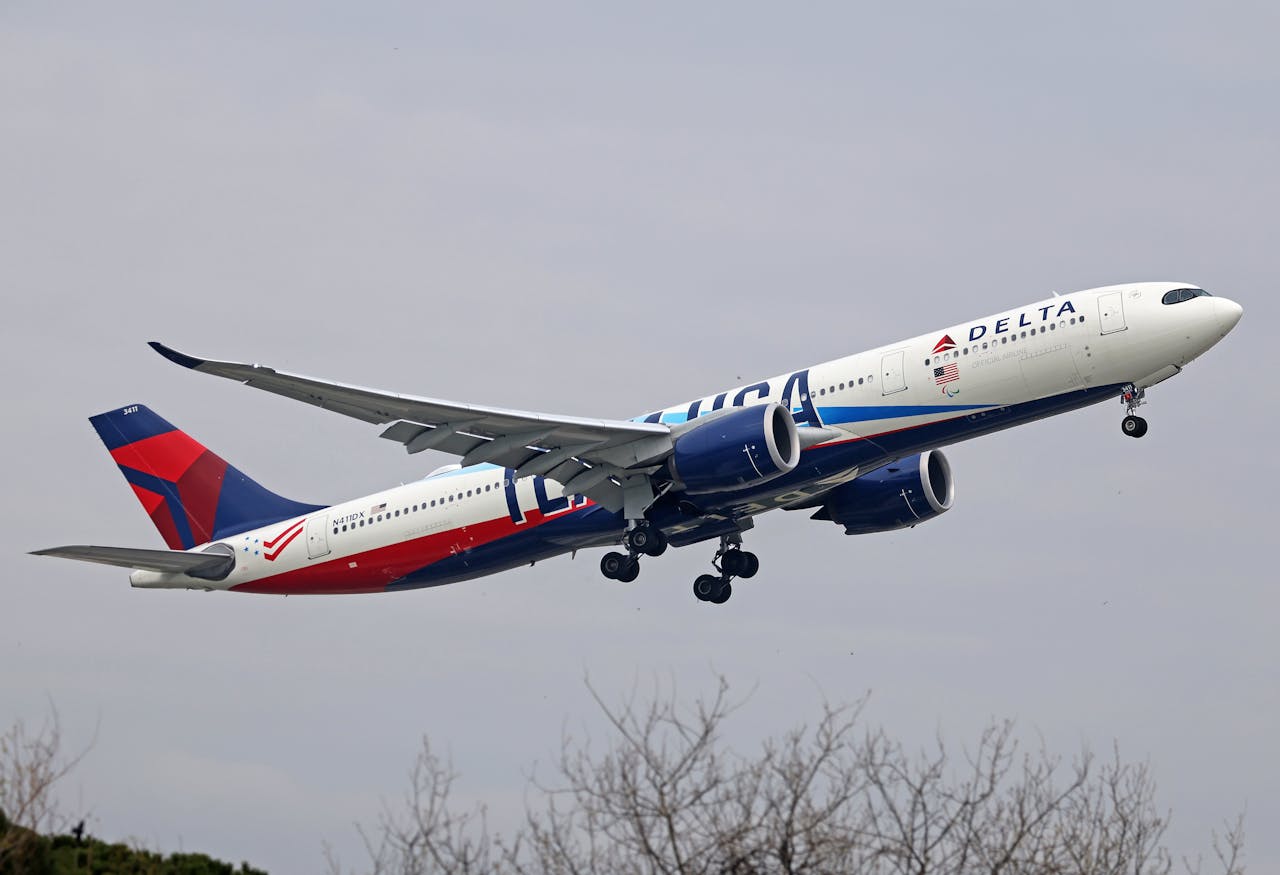 Airbus 330-941. Dostawa droższa, dzięki Trumpowi.