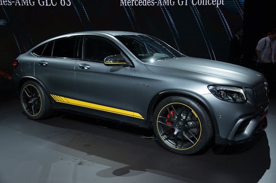 Een Mercedes AMG GLC 63 Coupe op de autoshow van New York in 2017