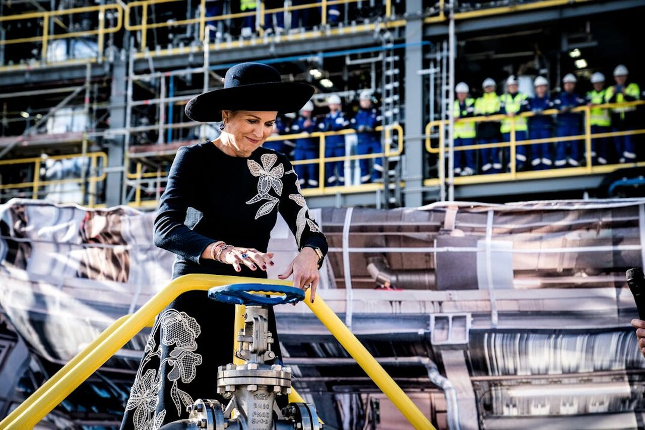 Koningin Máxima tijdens de opening van een nieuwe fabriek van Avantium in Delfzijl.