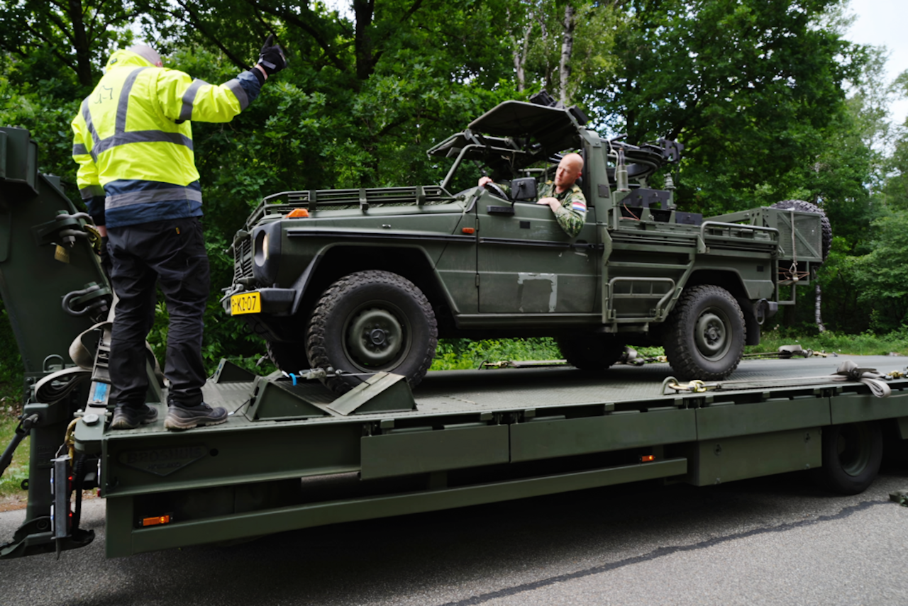 Defensie besteedt komende dinsdag een grote logistieke opdracht aan.