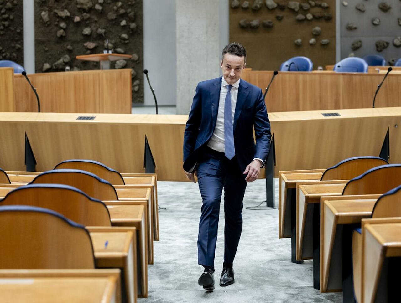 Tjebbe van Oostenbruggen, demissionair staatssecretaris Fiscaliteit, acht een BBB-amendement voor de box 3‑regeling onuitvoerbaar en ongedekt.