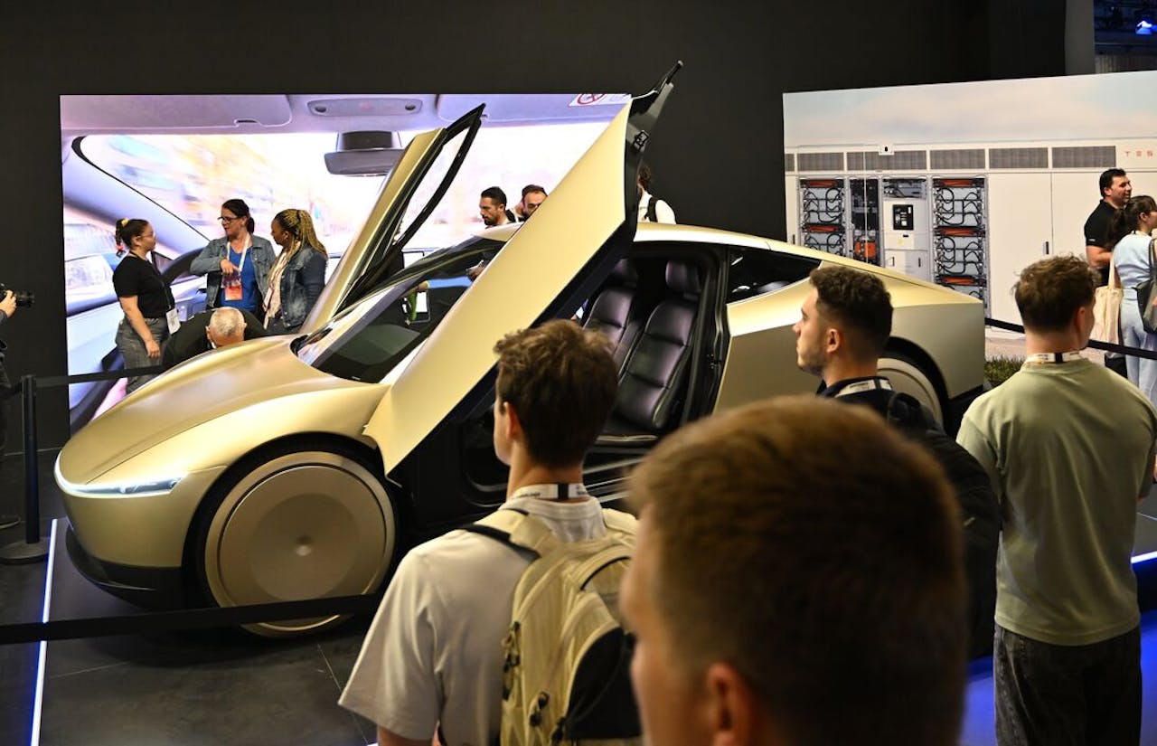 Een protomodel van de Tesla’s robotaxi op de technologiebeurs VivaTech in Parijs, op 12 juni.