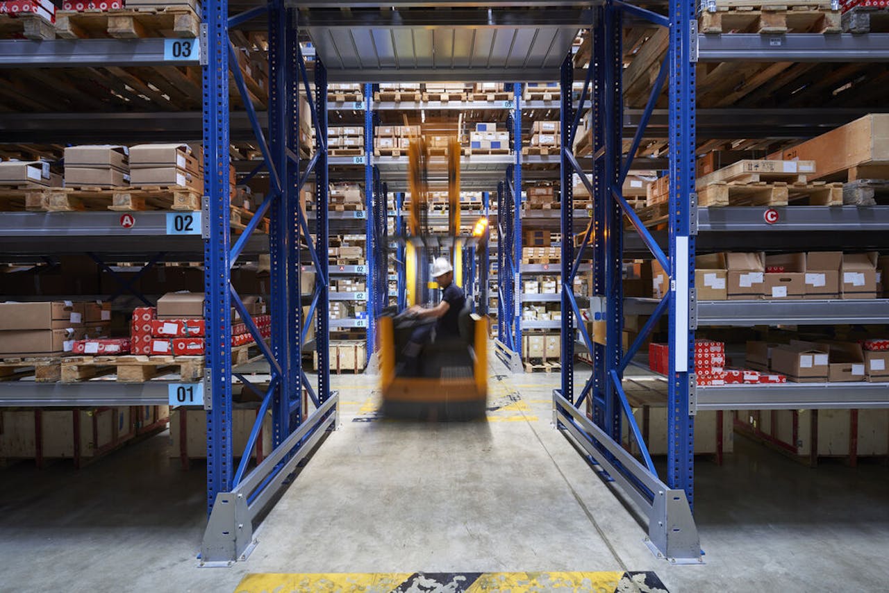 HSO verkoopt, installeert en onderhoudt software voor onder meer erp-systemen, waarin bedrijven zaken als voorraad, orders en andere bedrijfsprocessen verzamelen.