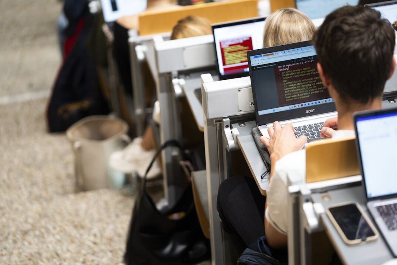 Studenten tijdens een hoorcollege in Nijmegen.