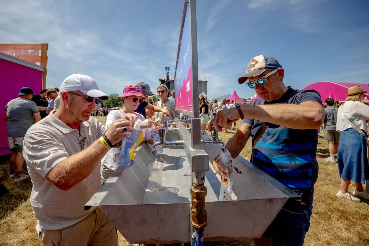 Oudere bezoekers van muziekfestival Pinkpop. De vergrijzing is volgens de Studiegroep Begrotingsruimte een van de allerbelangrijkste onderwerpen waarmee de politiek aan de slag moet.