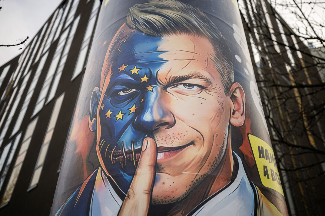 Image for Hongaren kiezen zondag tussen conservatief en autocratisch-conservatief