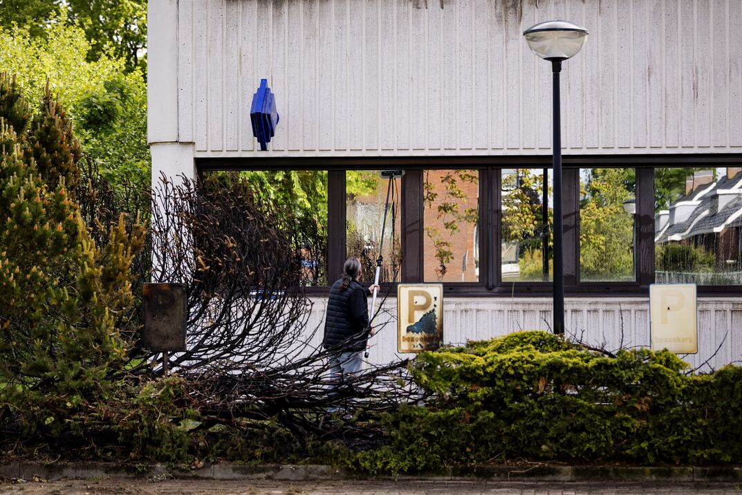 Geweld in Loosdrecht leidt tot afschuw in Den Haag, waar asiel weer hoog op de agenda staat