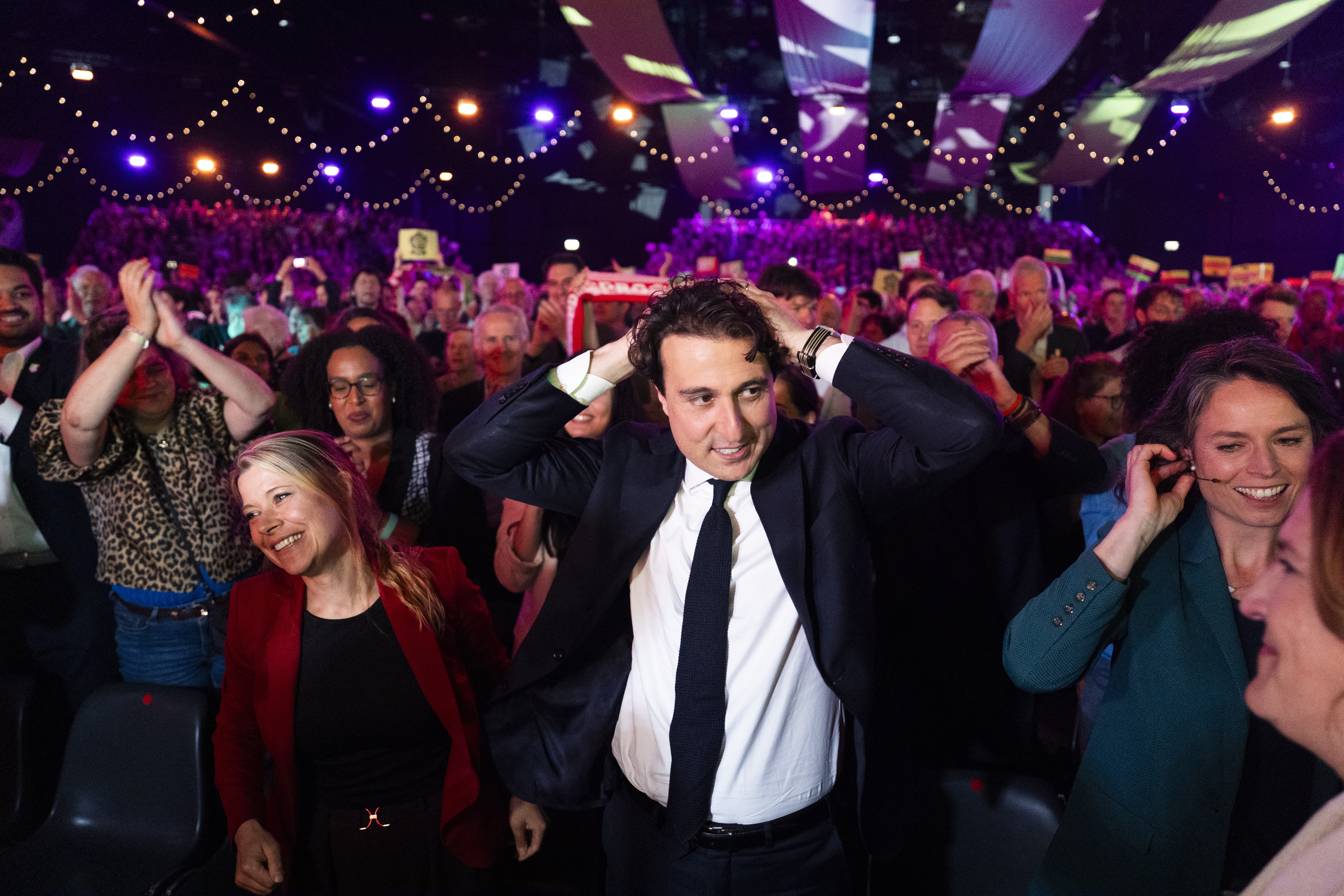 GroenLinks en PvdA gaan officieel samen verder als Pro Nederland, dat zich verzet tegen kabinetsplannen