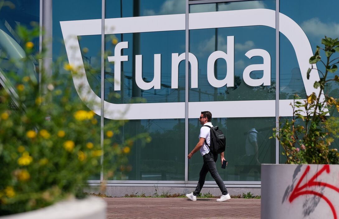 Funda verhoogt prijzen van woningadvertenties fors, makelaars kritisch