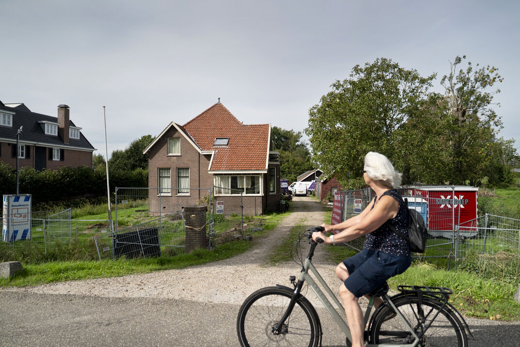 Burgemeester Amstelveen onder vuur na weer een gekraakte miljoenenvilla