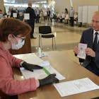 Poetin stevent af op forse overwinning bij grondwetsherziening
