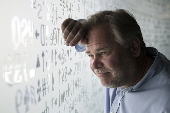 Eugene Kaspersky, oprichter en ceo van Kaspersky Lab wijst alle beschuldigingen van spionage van de hand. Hij heeft aangeboden de code van zijn software aan onafhankelijke onderzoekers ter beschikking te stellen voor onderzoek.