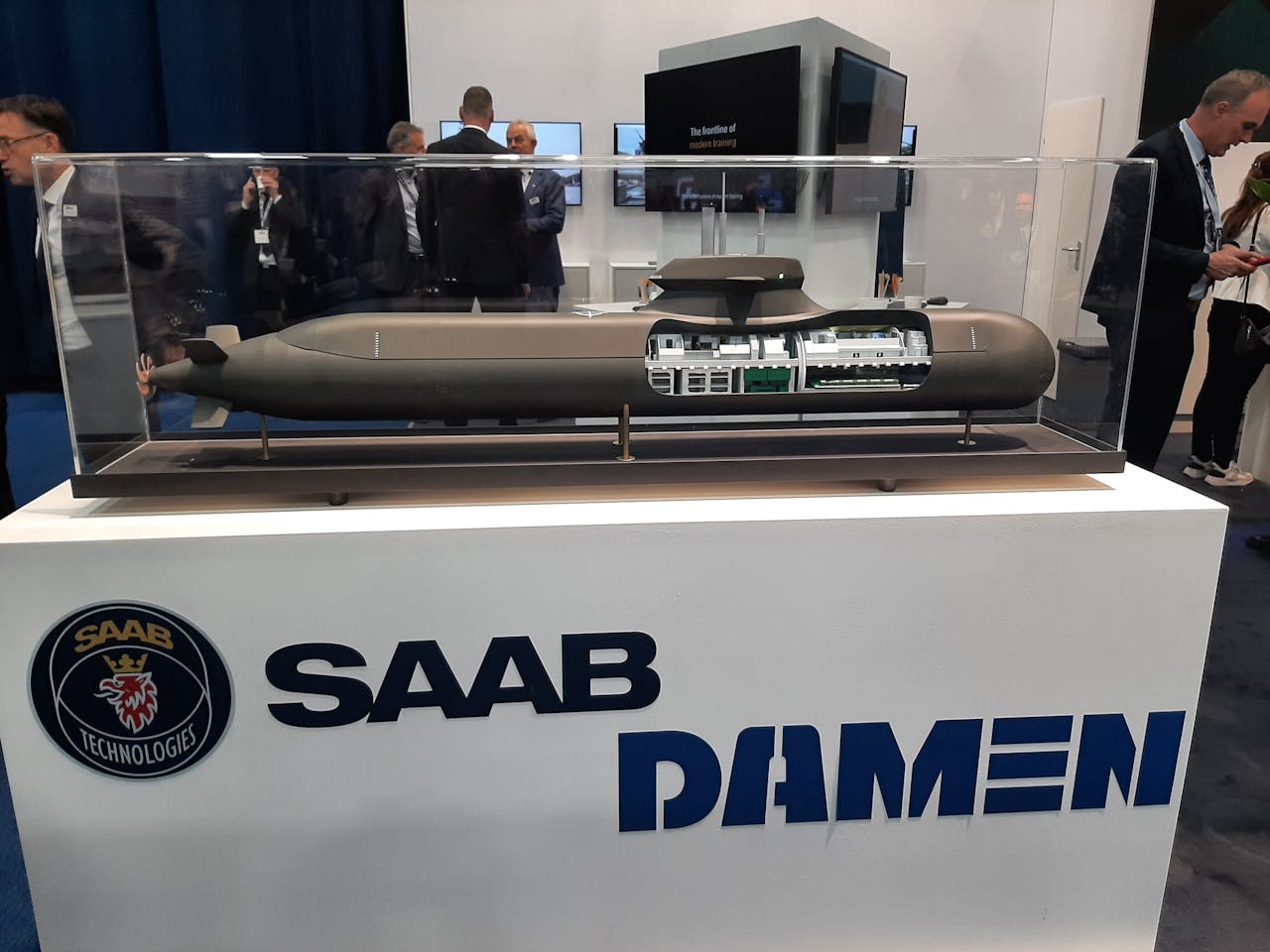 Schaalmodel van de onderzeeboot die Saab samen met Damen voor Nederland wil gaan bouwen.