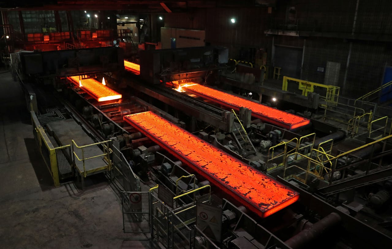 Tata Steel IJmuiden wordt financieel afgeroomd door Indiase  moedermaatschappij