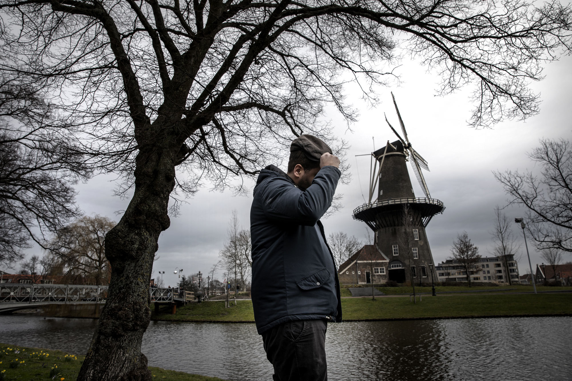 Jason Walters wil om veiligheidsredenen alleen onherkenbaar op de foto.