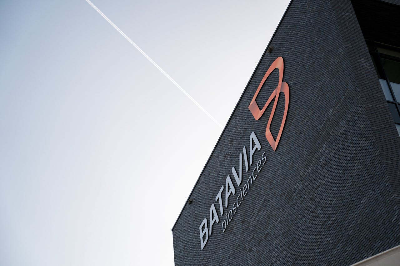 Batavia Biosciences in Leiden. Het farmabedrijf gaat fors uitbreiden.