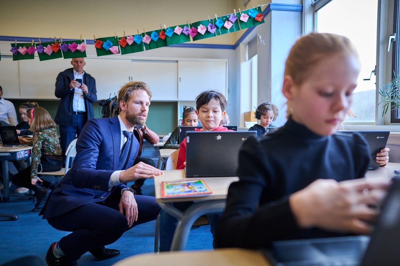 Minister Wiersma Uit Dit Akkoord Spreekt Een Echte Waardering Voor Leraren 