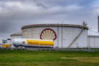 Shell schrapt circa 900 banen in Nederland