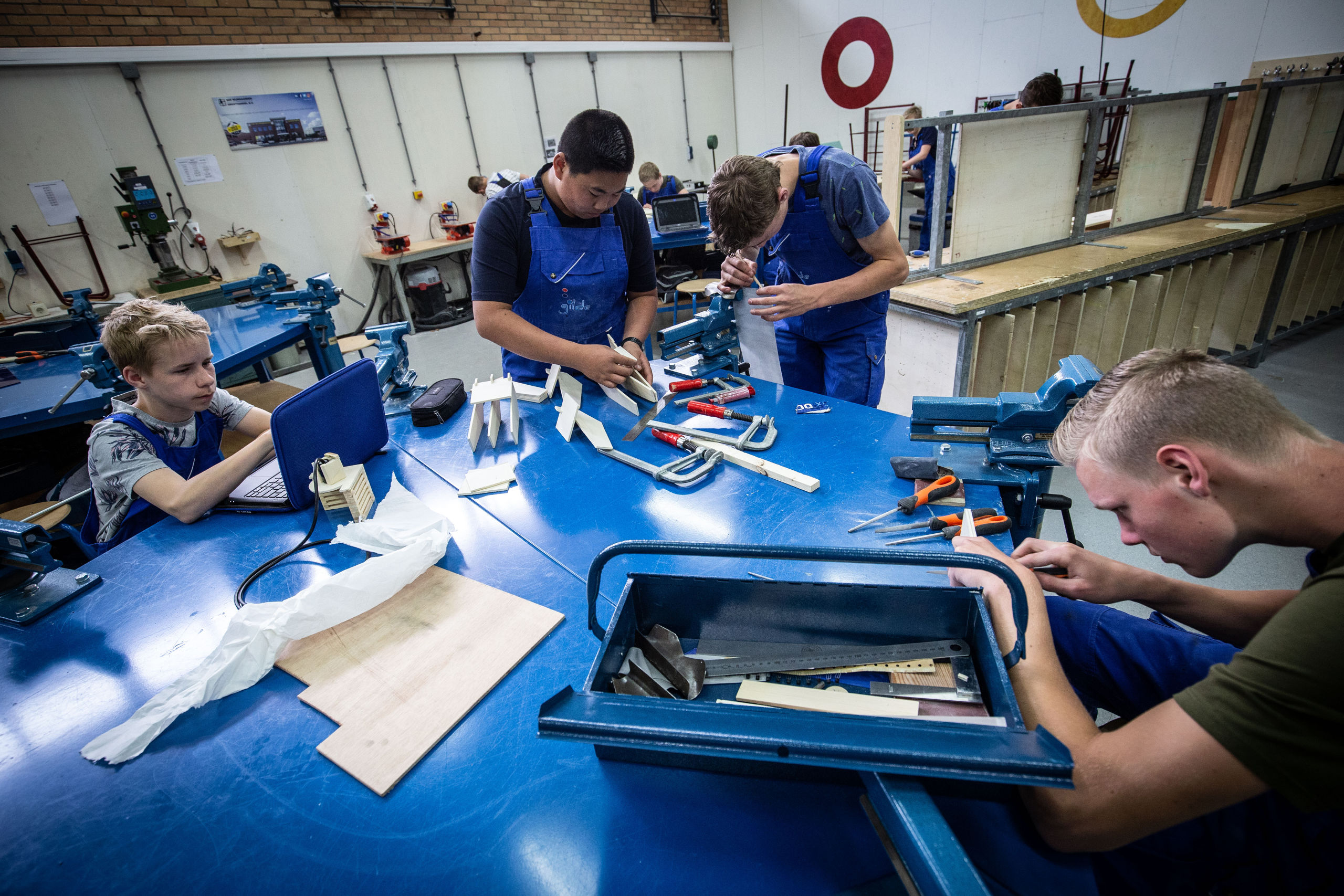 Vakcollege Gilde groeit zo hard, dat zelfs het gymlokaal is omgebouwd tot praktijkruimte.