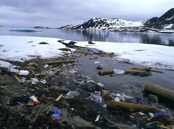 Oslo wil van het plastic afval af dat in zee terugkomt en de Oslofjord vervuilt. De stad neemt bijna 50 maatregelen, die moeten maken dat Oslo eind 2022 plasticvrij is.