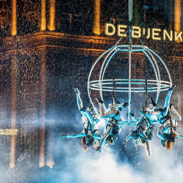 Bijenkorf schrapt banen en dure show om kosten te besparen - Het Financieele Dagblad