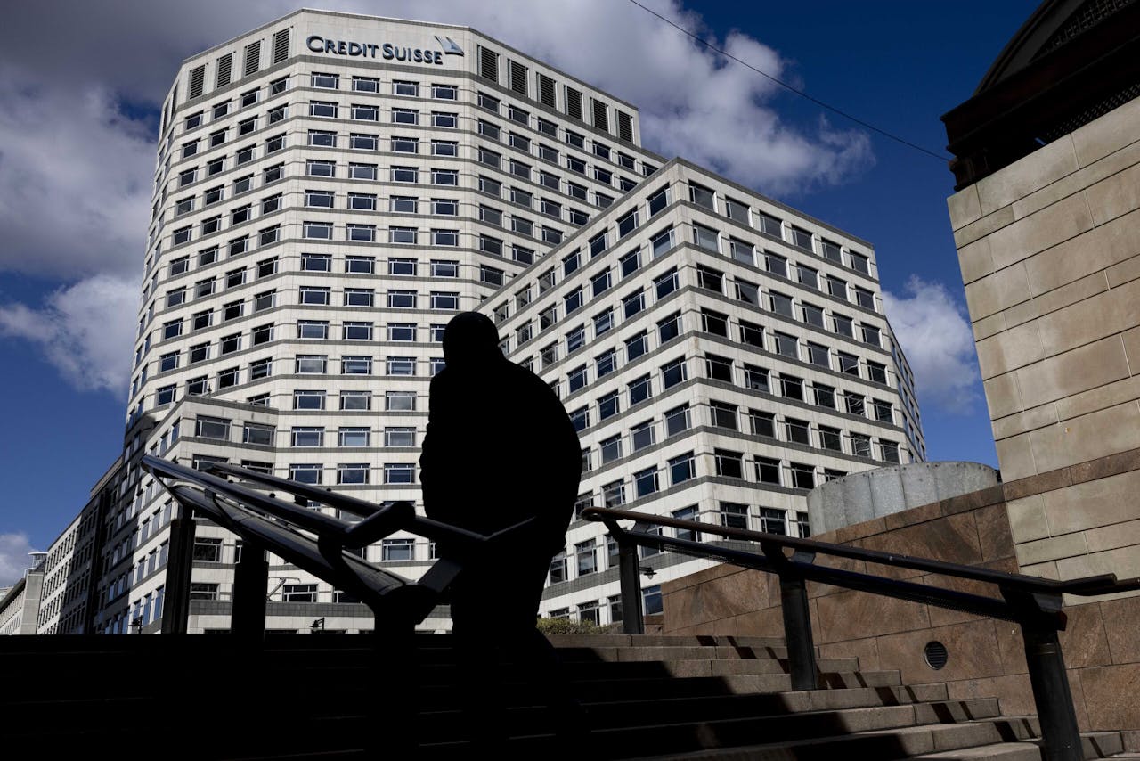 Credit Suisse-kantoor in het Londens zakendistrict Canary Wharf. De Zwitserse zakenbank kreeg dinsdag van de Britse en Amerikaanse autoriteiten een boete van $475 mln opgelegd.