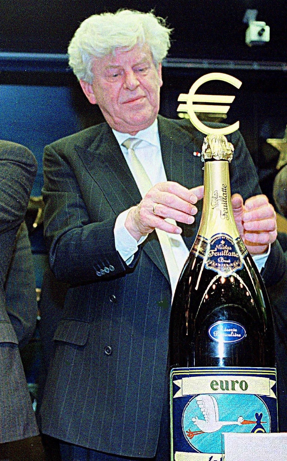 Wim Duisenberg wordt in 1999 de eerste president van de Europese Centrale Bank.