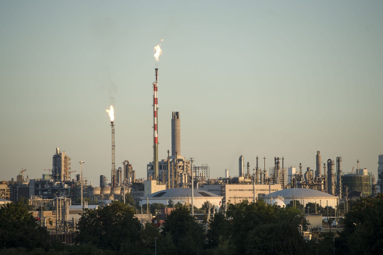 In de industrie is de chemiereus Basf een superverbruiker van gas. Voor de aanvoer ligt er een rechtstreekse pijpleiding naar de hoofdvestiging in Ludwigshafen.