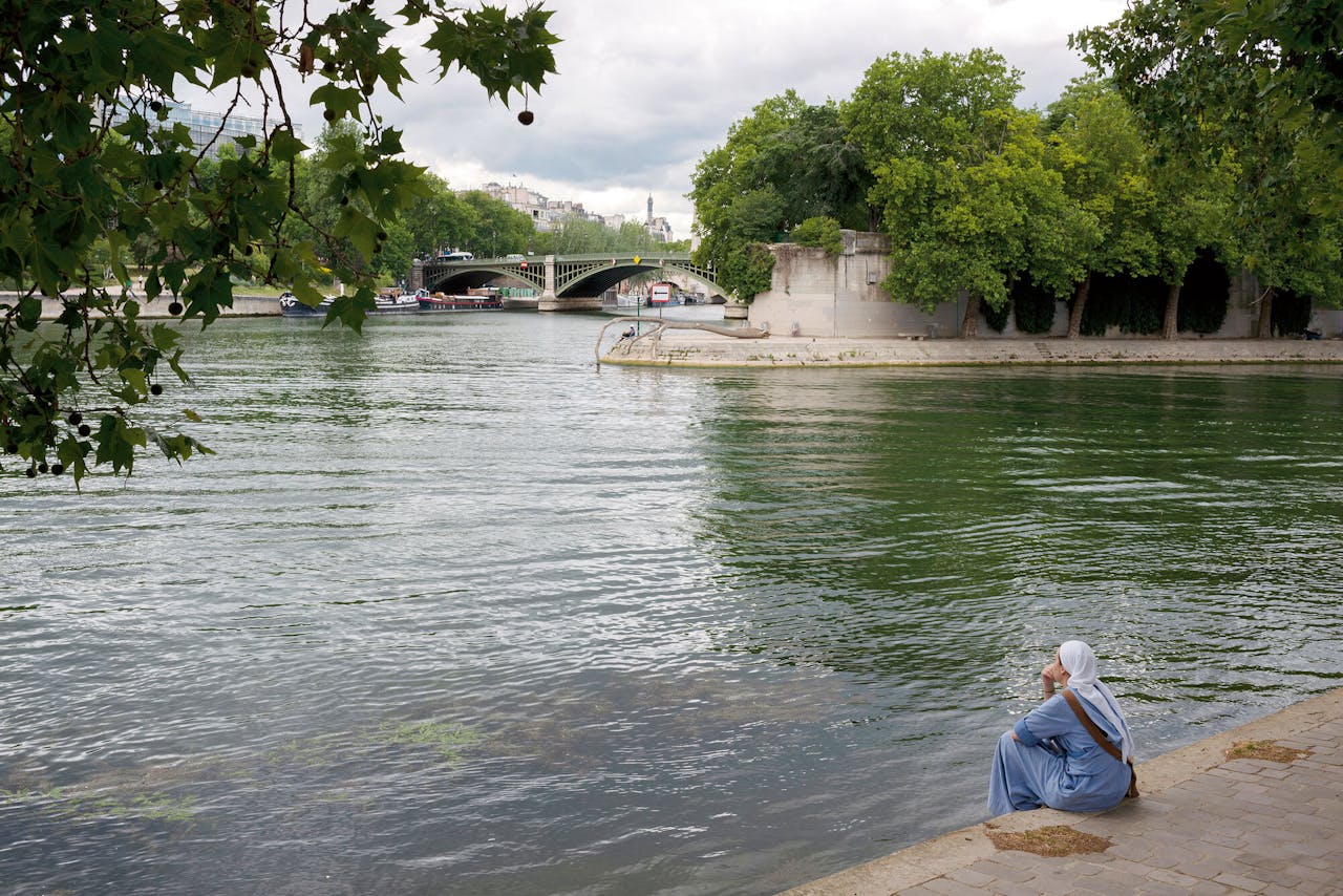 ‘Soeur Seine’, van Antoinette Nausikaä, uit de serie ‘A River Runs Through Me’.