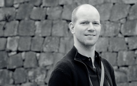 Hugo Mostert (44).