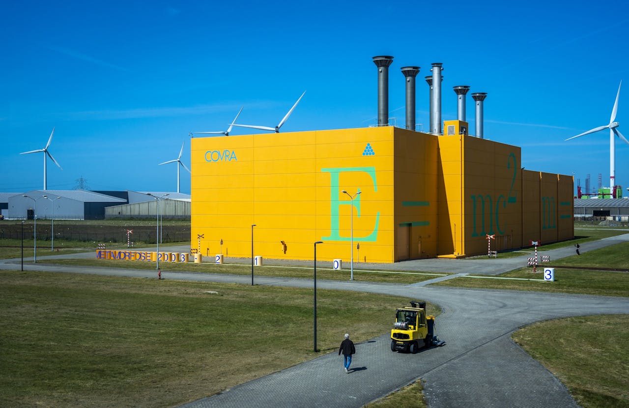 Gebouw van het opslagbedrijf voor radioactief afval Covra in Zeeland. De provincie ziet kansen voor een 'nucleair kenniscluster'.