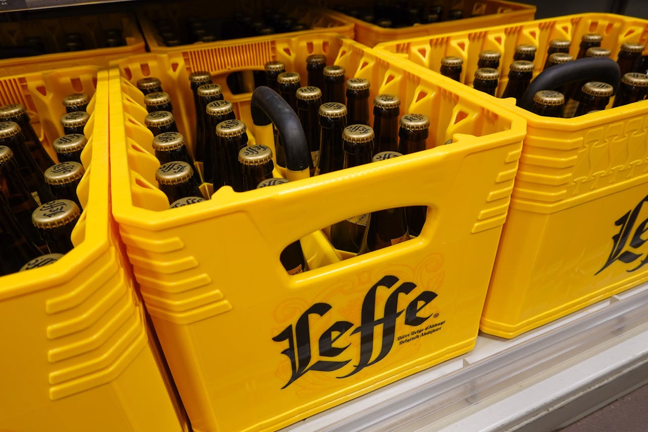 AB InBev gaat Leffe in Rusland verkopen en in zeven Russische brouwerijen produceren.