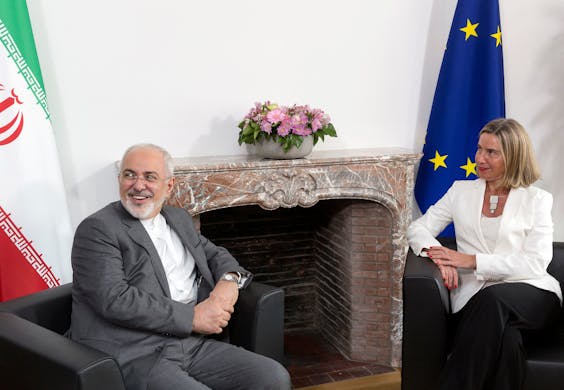 De Iraanse buitenlandminister Mohammad Javad Zarif en EU-buitenlandvertegenwoordiger Federica Mogherini.