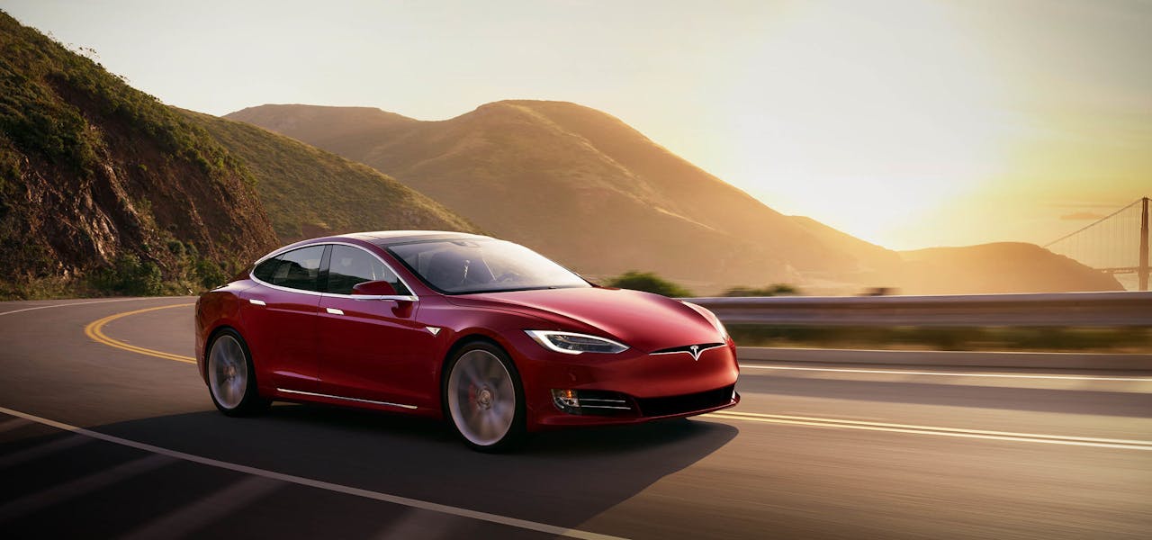 huis park Uitgaven Tesla S verkoopt beter dan topmodellen Mercedes en BMW