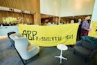 Opnieuw protest bij kantoor pensioenfonds ABP door klimaatactivisten