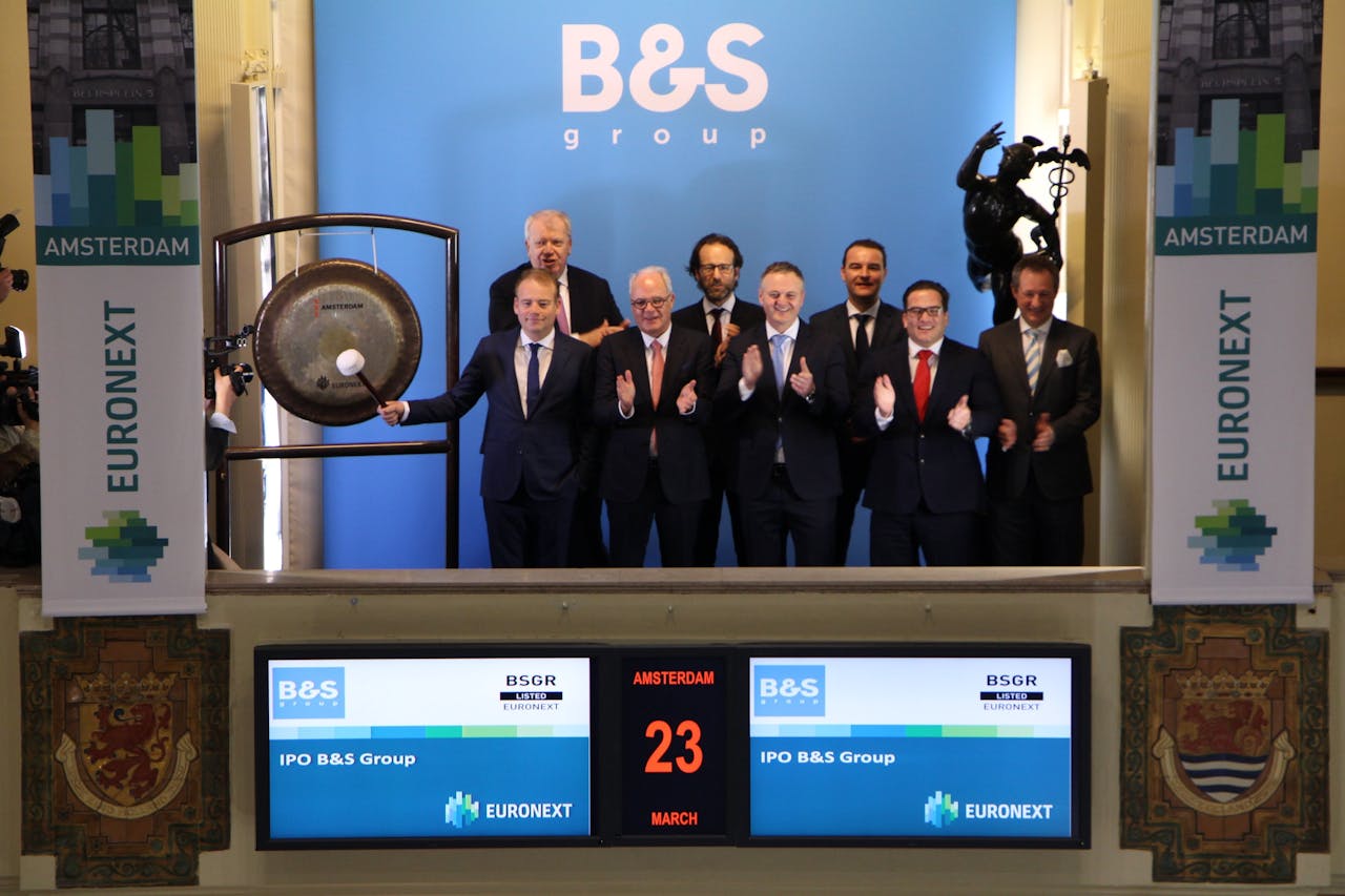 Willem Blijdorp (derde van links) bij de introductie in 2018 van zijn groothandel B&S op de Amsterdamse effectenbeurs.