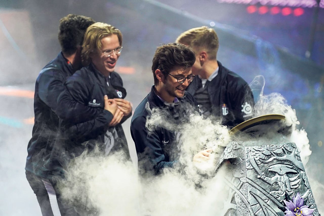 Beelden van de International Dota 2 Championships in Shanghai en het League of Legends e-Sports World Championship in Berlijn