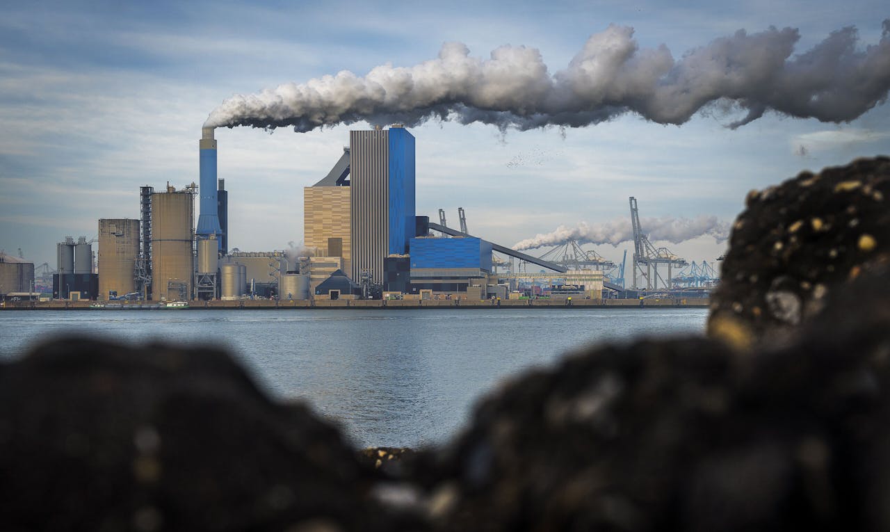De Onyx energiecentrale op de Maasvlakte. Onyx heeft bekendgemaakt deze kolencentrale te willen sluiten maar heeft daar wel subsidie voor nodig van de overheid.