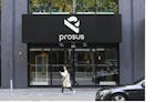 Prosus zet grote pluk Tencent-aandelen klaar  voor verkoop